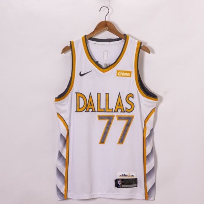 Luka Dončić Dallas Mavericks 2020-21 City Edition Jersey Luka Dončić Dallas Mavericks 2020-21 City Edition Jersey