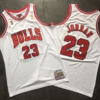 Michael Jordan Mitchell & Ness Chicago Bulls 1996-97 Championship Special Edition White Jersey - Super AAA